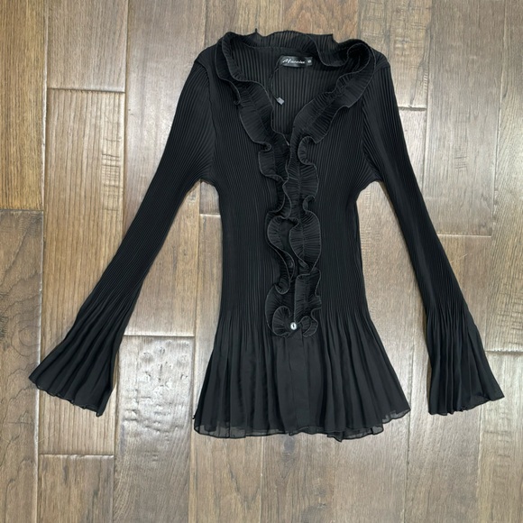 Maccine Sheer Long Sleeve - Picture 7 of 11